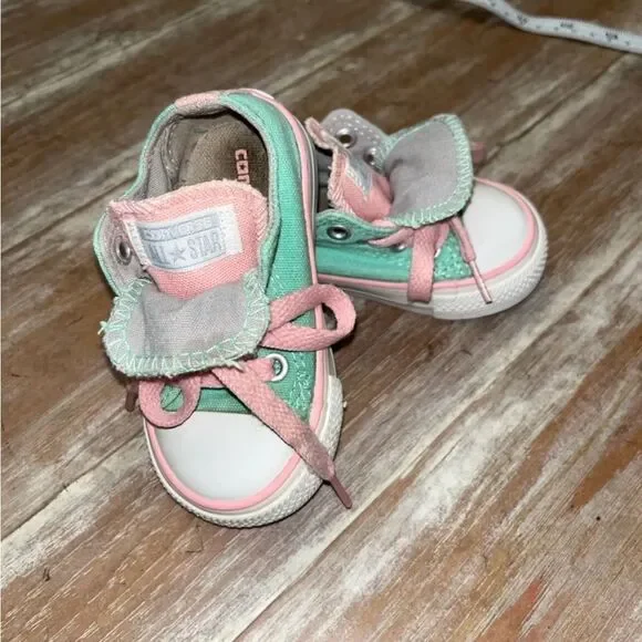 VGUC Converse All Stars Toddlers Size 4 mint/pink - Picture 6 of 9
